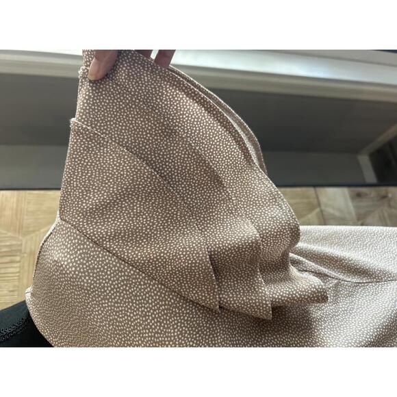 Adrianna Papell Womens Top Sz Medium Tan Short Flutter Sleeves - Picture 3 of 7